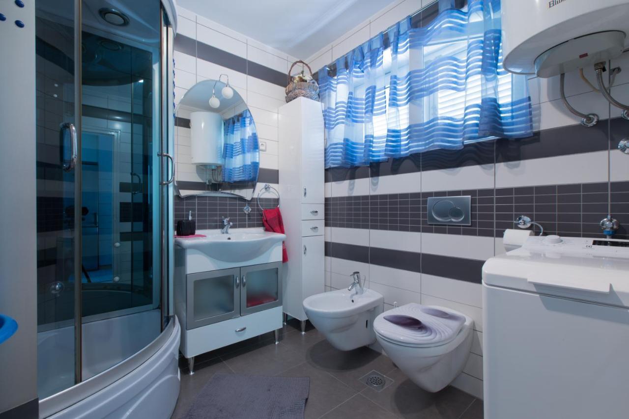 Apartman Mladenka Dramalj Exterior photo
